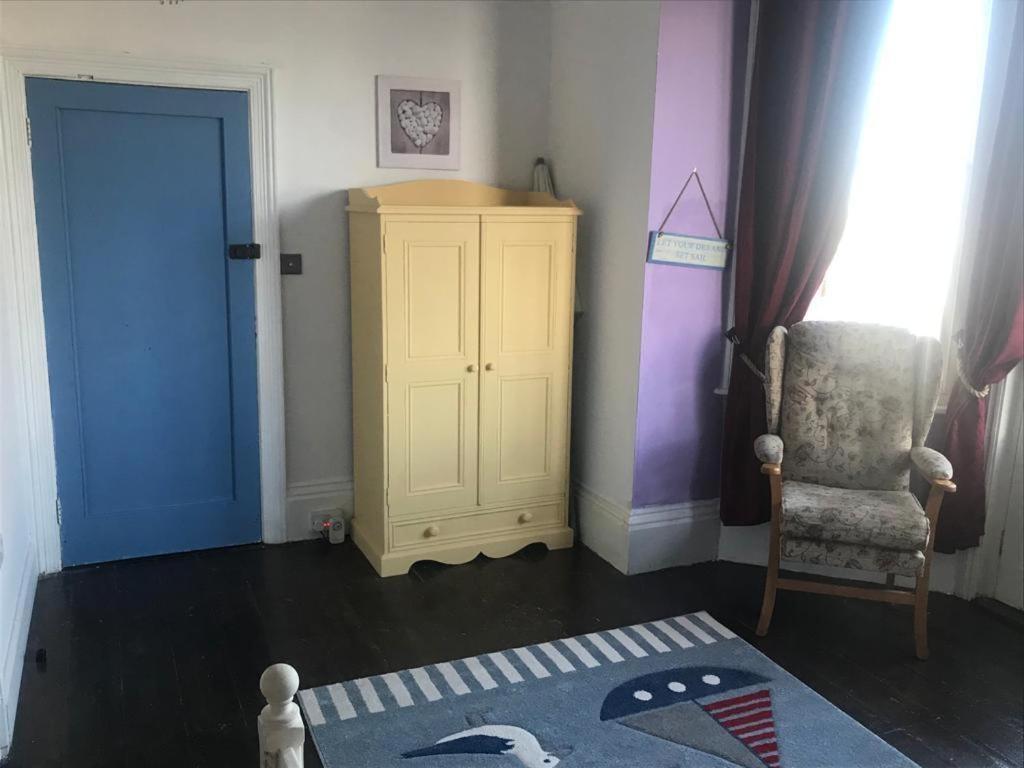 Bed and Breakfast Henrys On The Prom Great Yarmouth Zimmer foto
